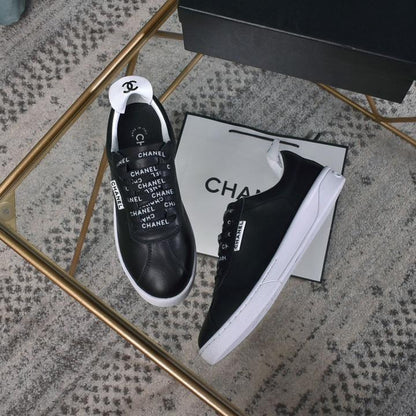 CHANEL - SNEAKER