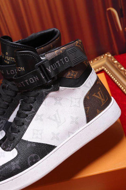 LOUIS VUITTON - SNEAKER